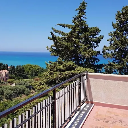 Rosetta Villa Cefalú